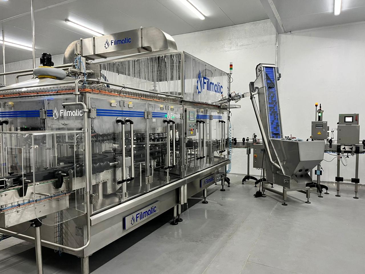 hot and cold fill bottling plant